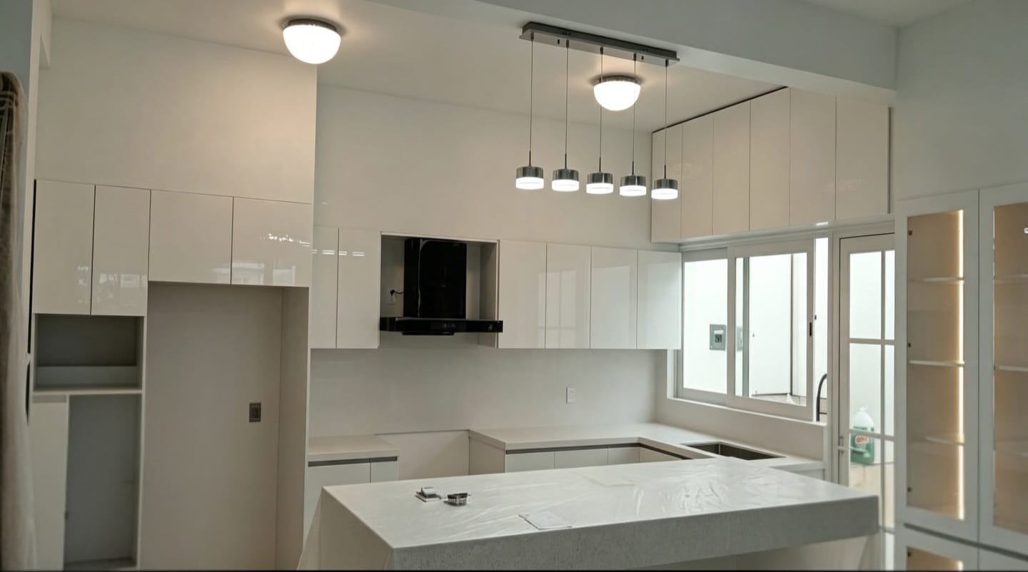 Cocina en blanco